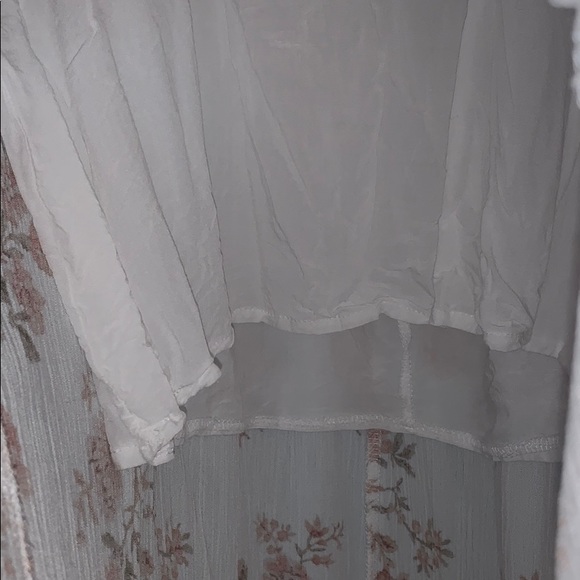 Showpo White Floral Maxi Dress - Picture 5 of 10